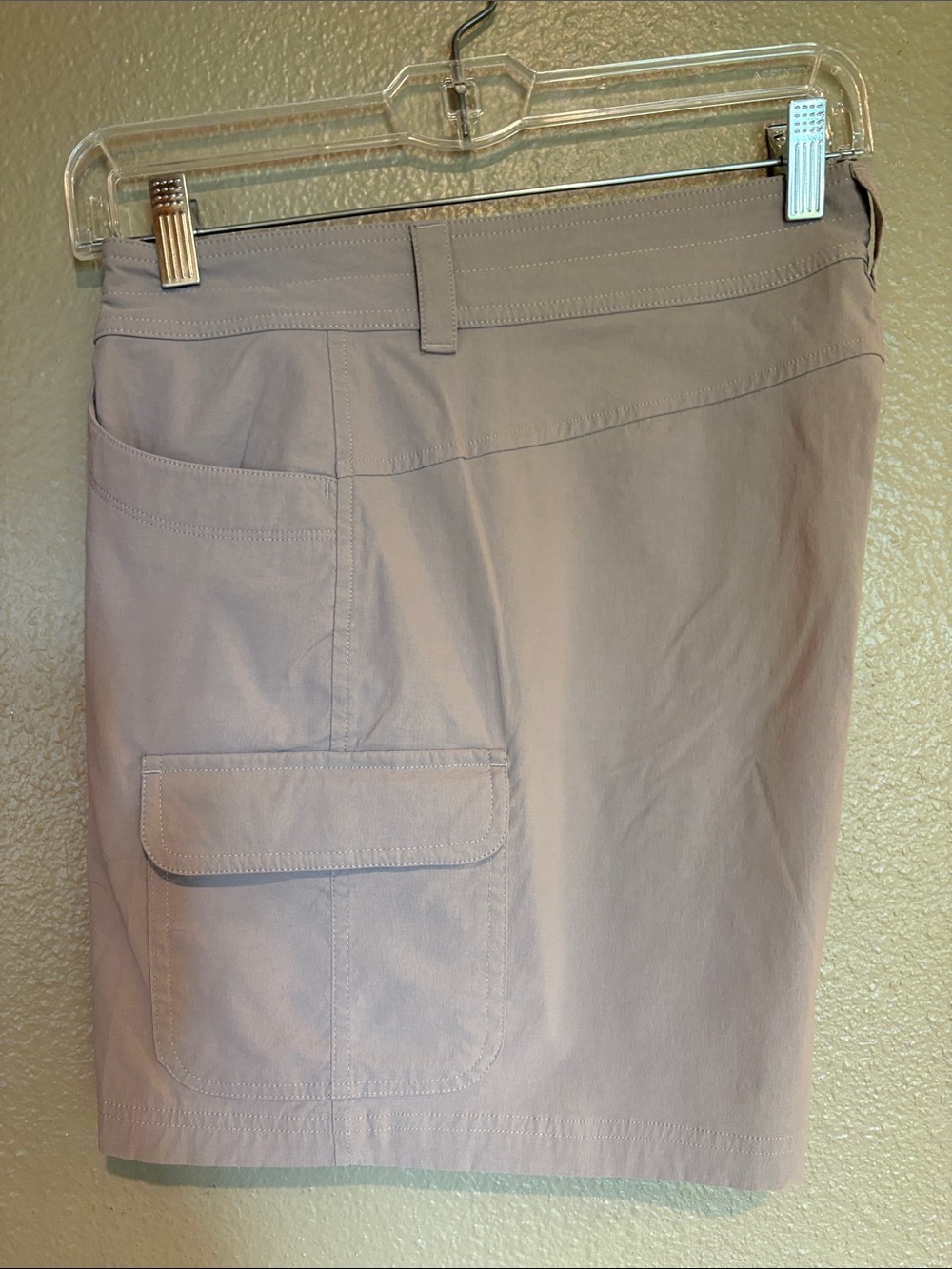 Eddie Bauer Women’s Cargo Shorts in Light Taupe